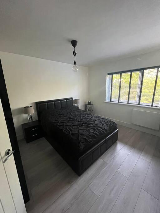1-bed W/ Electric Fireplace * Londra